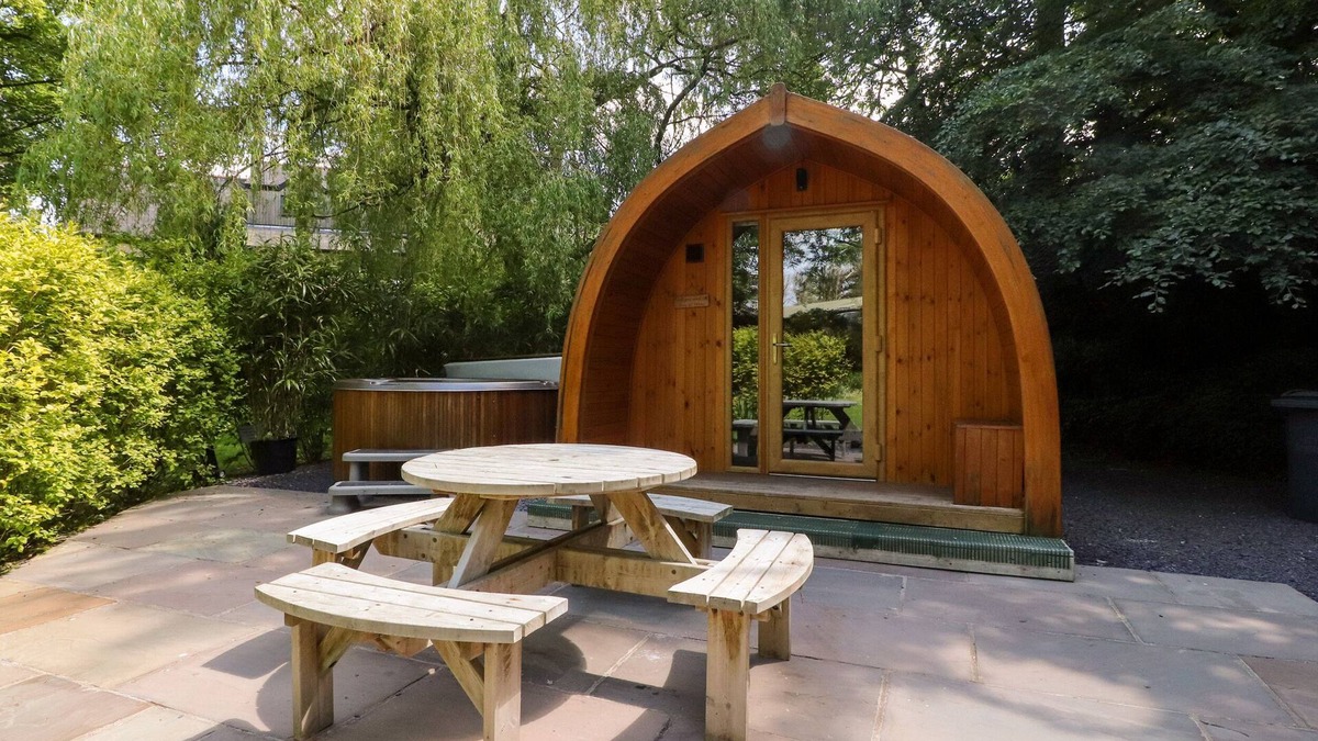 Knott End-on-Sea Cottage | Homewood Pod