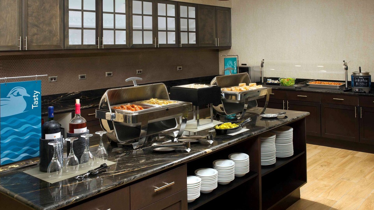 North San Antonio - SAT Hotel | Homewood Suites by Hilton San Antonio Airport