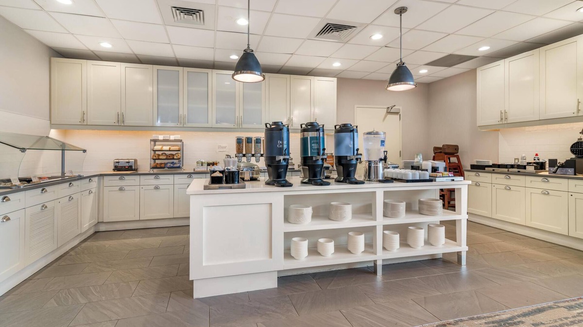 Schenectady Hotel | Homewood Suites By Hilton Schenectady