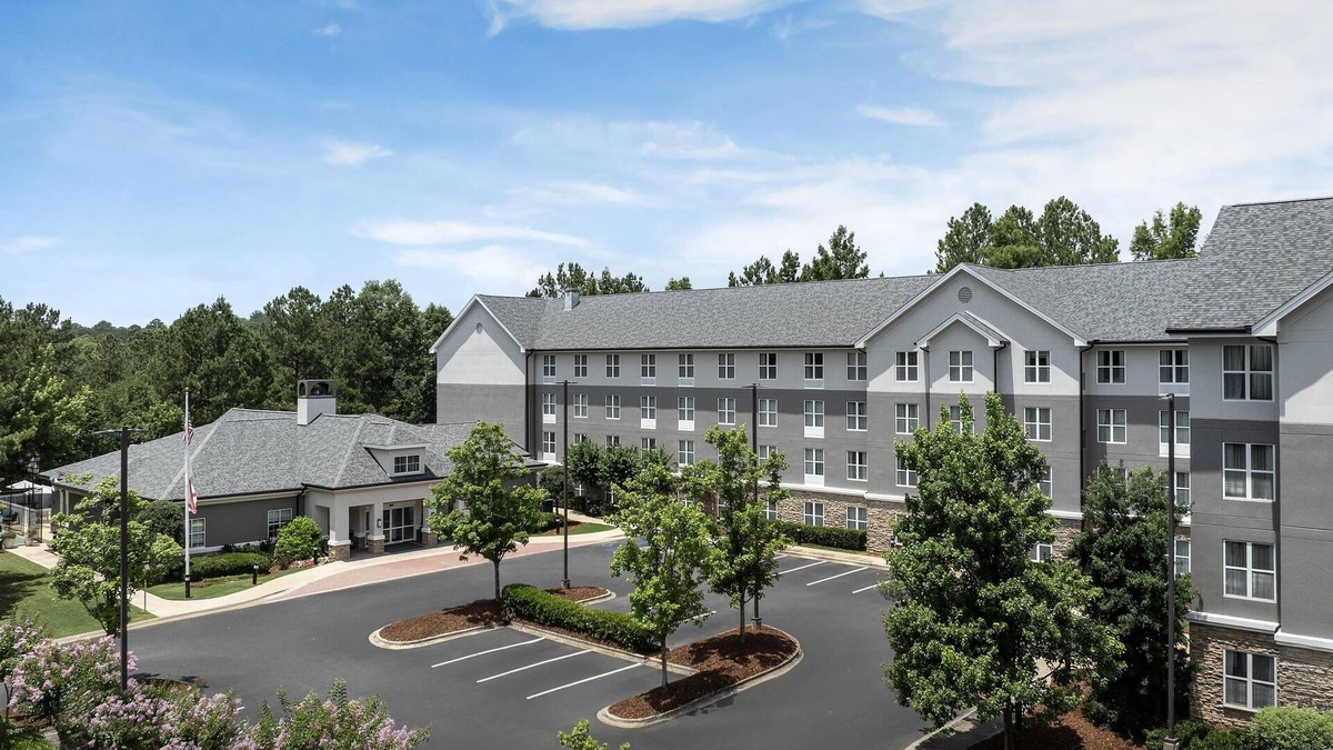 Crestline Heights Hotel | Homewood Suites by Hilton Birmingham South Inverness