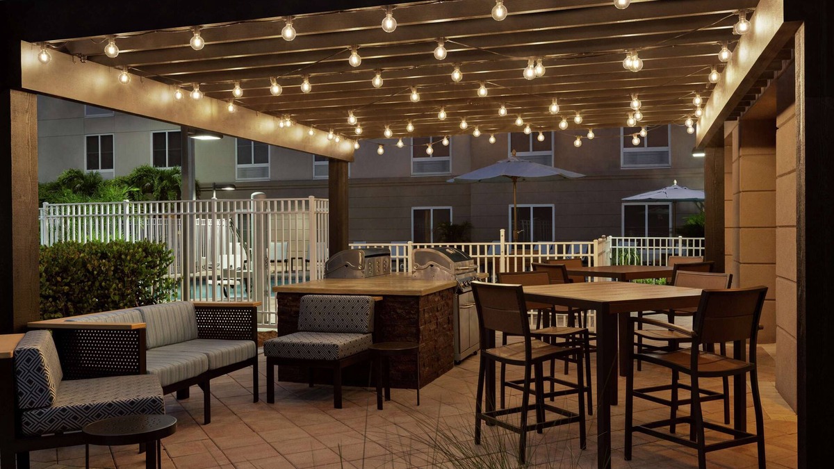 Biggar Hotel | Homewood Suites by Hilton Fort Myers Airport/FGCU