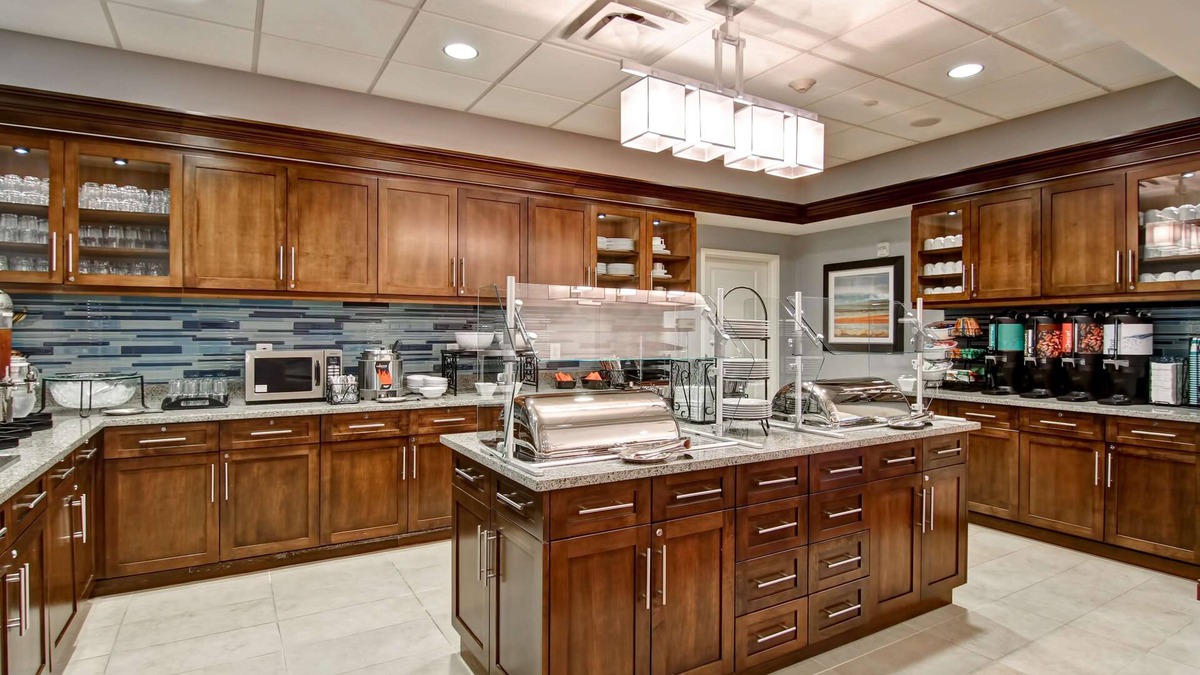 Woodbridge Hotel | Homewood Suites by Hilton Woodbridge