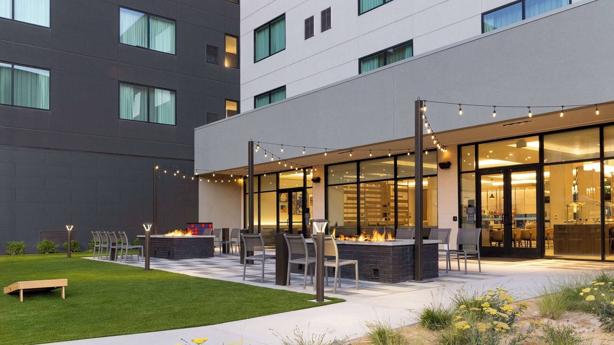 Los Alamitos Hotel | Homewood Suites by Hilton Cypress Orange County
