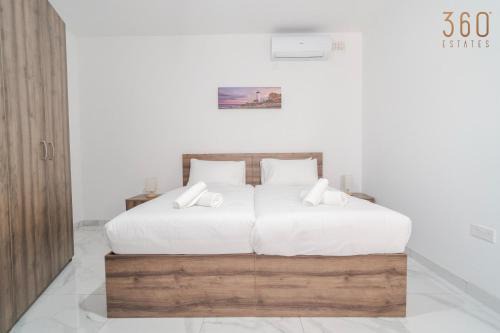 Tarxien Apartment | Homey 1BR Apartment in Tarxien with Sofa Bed & AC