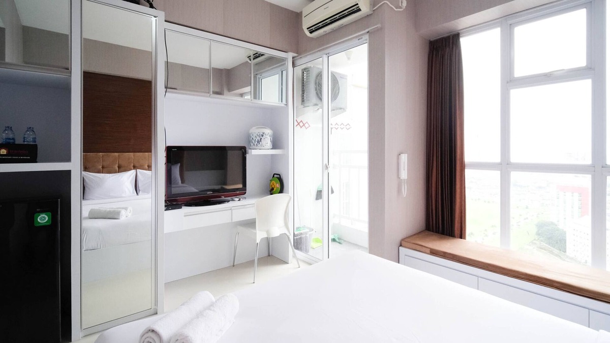 Surabaya Apartment | Homey And Cozy Living At Studio Taman Melati Surabaya Apartment