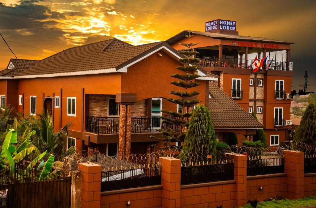 Kumasi Hotel | Homey Lodge