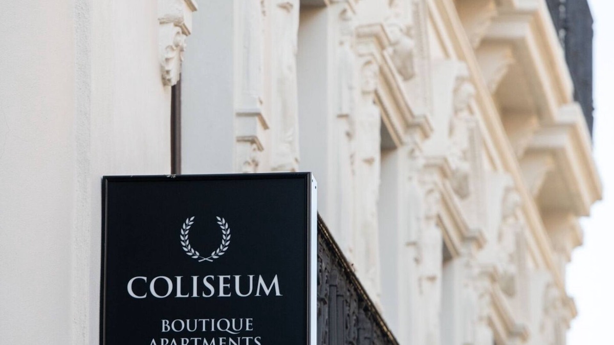 Distrito Centro Apartment | Hommyhome Coliseum 202