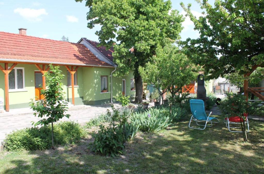 Tallya House | Homoky Pincészet és Vendégház