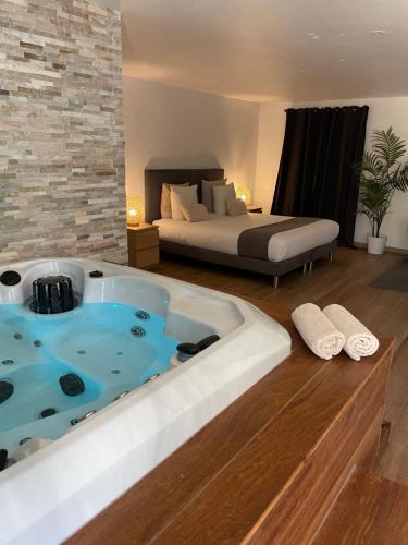 Vitrolles Bed & Breakfast | Honey Spa