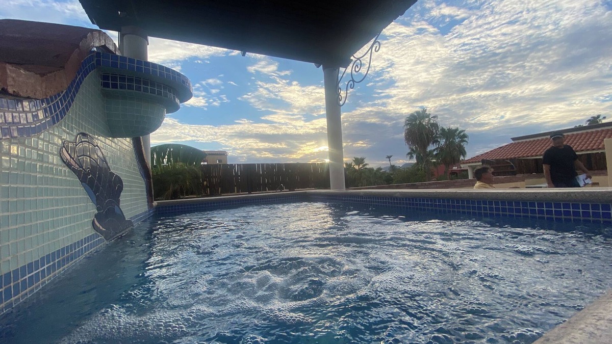 Loreto Condo | Honeymoon suite with private jacuzzi DISCOUNTED RATE
