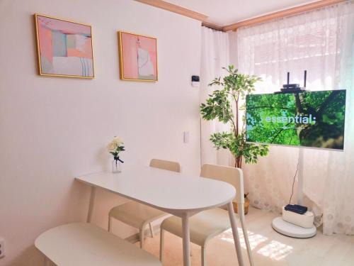 Seogyo-dong Apartment | Hongdae Ttasup Stay- 3mins to Hongdae Entrance station