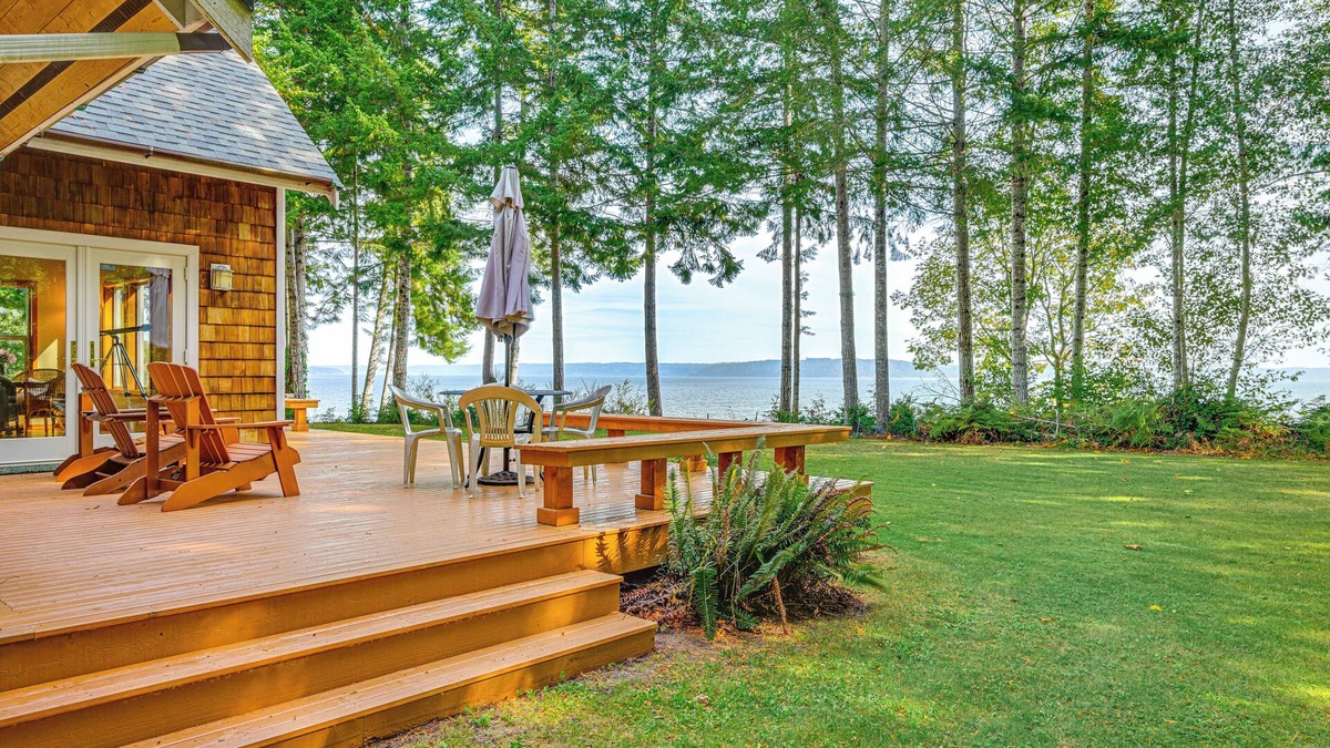 Brinnon Cabin | Hood Canal Home w/Stunning Views & Private Beach