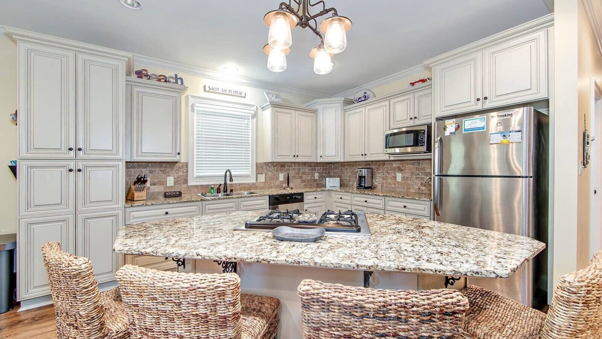 Golden Meadow House | Hooked - Bay View - Island Realty