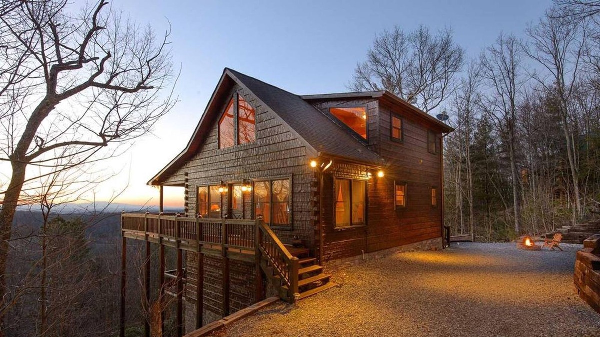 Morganton Cabin | Hoot Owl View by Escape to Blue Ridge