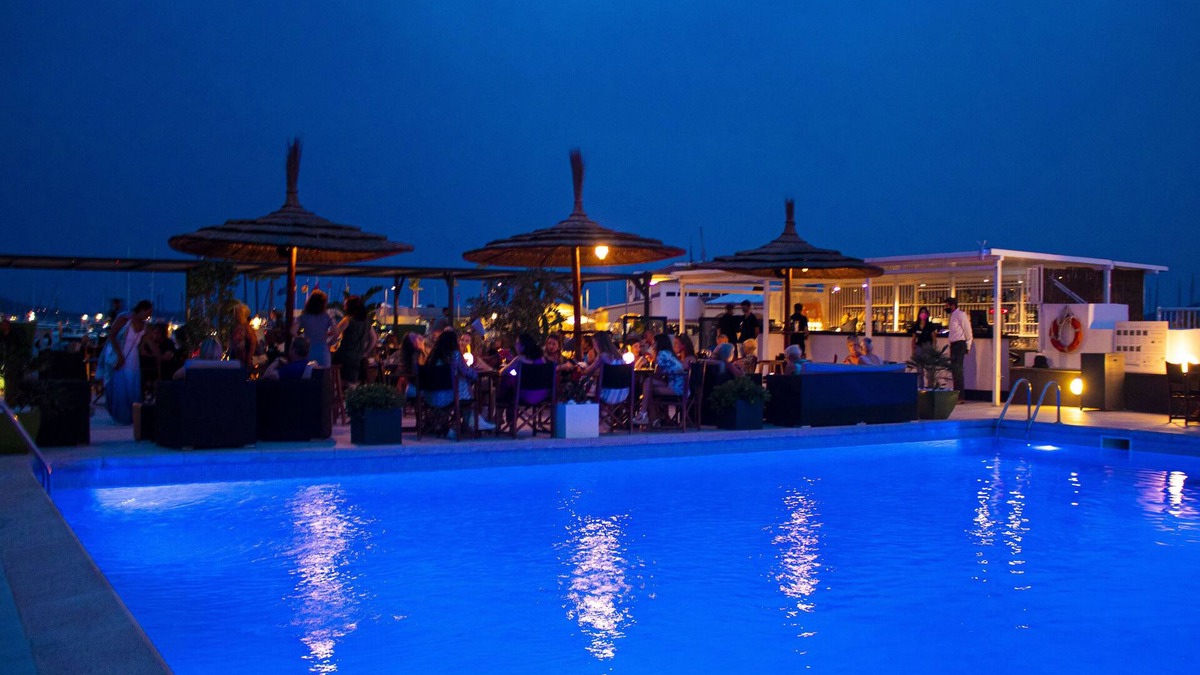 Puerto de Pollensa Hotel | Hoposa Hotel Daina - Adults Only