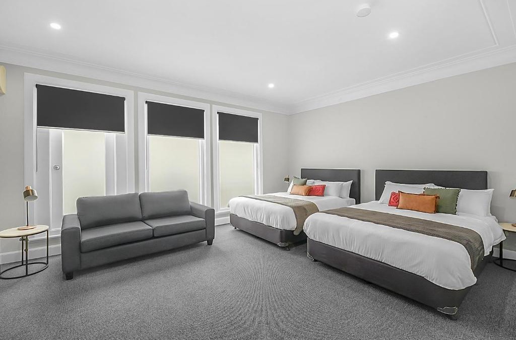 Homebush Hotel | Horse and Jockey Hotel Homebush