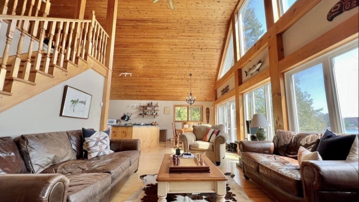 Minden Cottage | Horseshoe Lake Hideaway (w/ Hot Tub)
