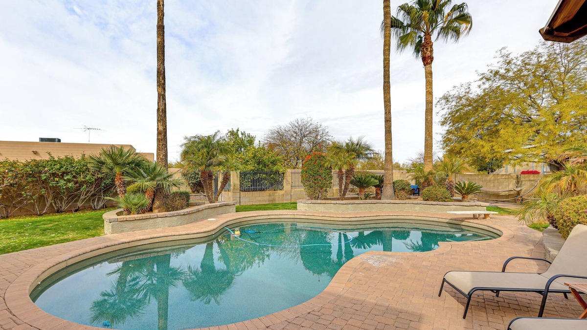 Pinnacle Peak House | Horsey Hideaway: Ranch House in Cave Creek!