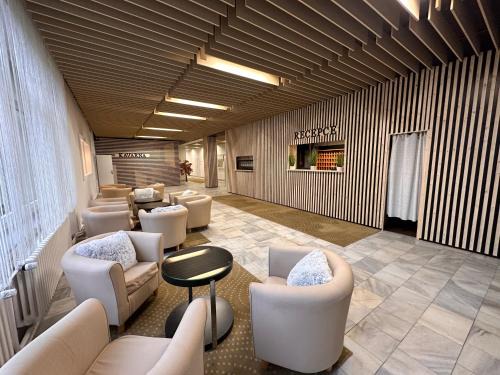 Valasske Klobouky Hotel | Horský hotel Jelenovská s bazénem v ceně