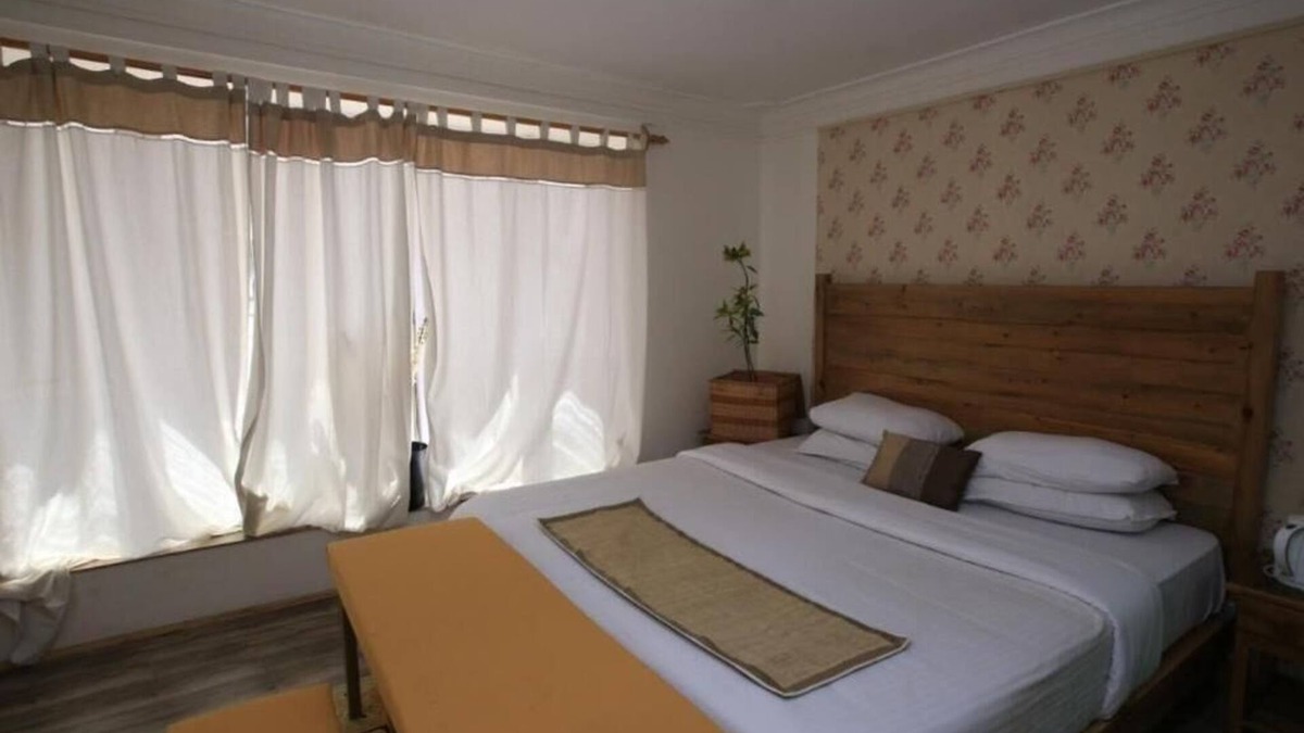 Leh Bed & Breakfast | Horzay stays - Double Room with Mountain View - 10