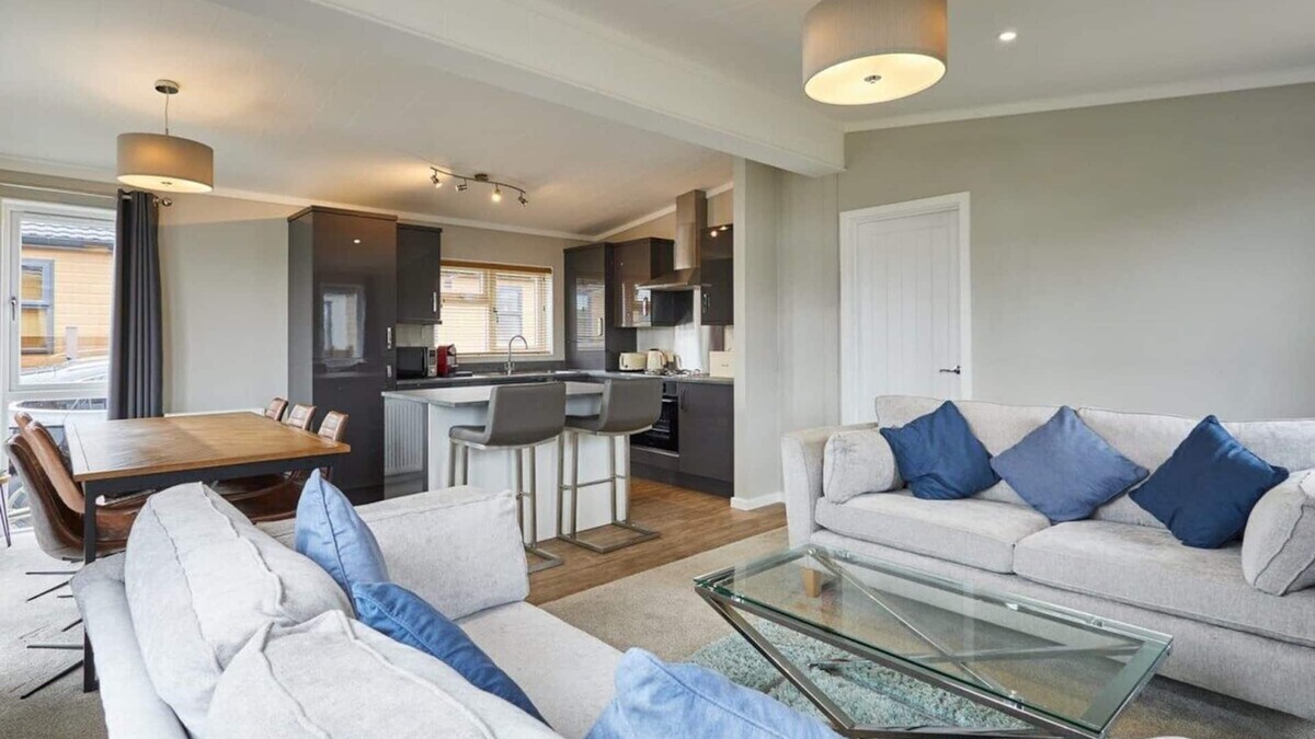 Runswick Bay Ski Chalet | Host & Stay | 19 The Pines