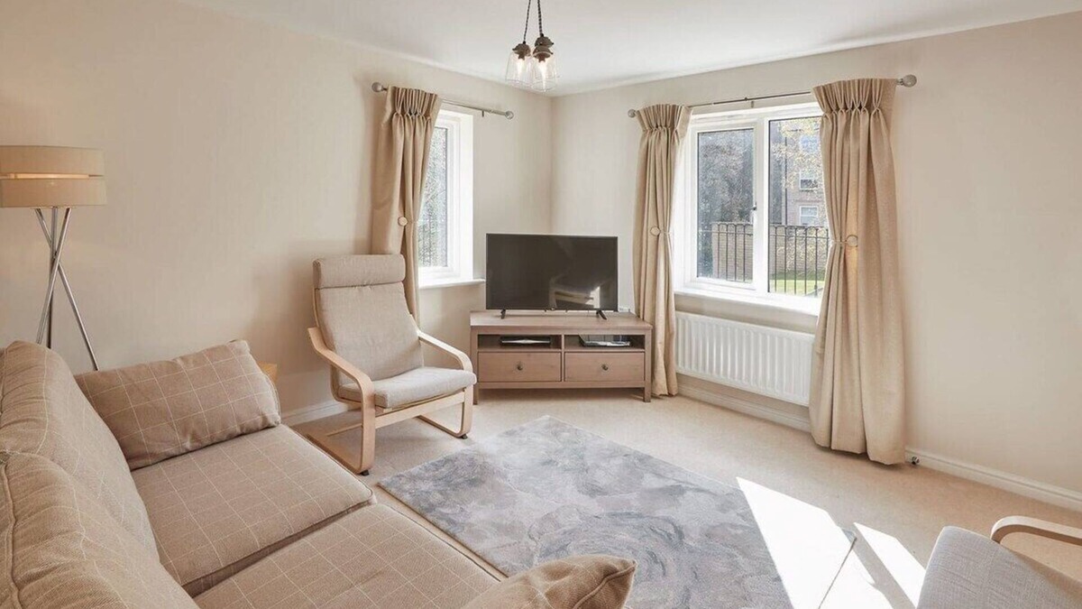 Honley House | Host & Stay | 57 Woodland View