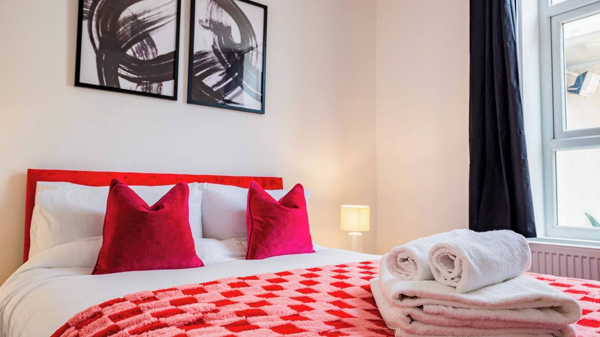 Worcester Apartment | Host & Stay | Bromyard Flat 2