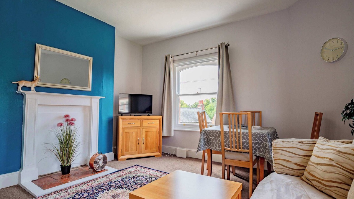 Worcester Apartment | Host & Stay | Cannon Apartment