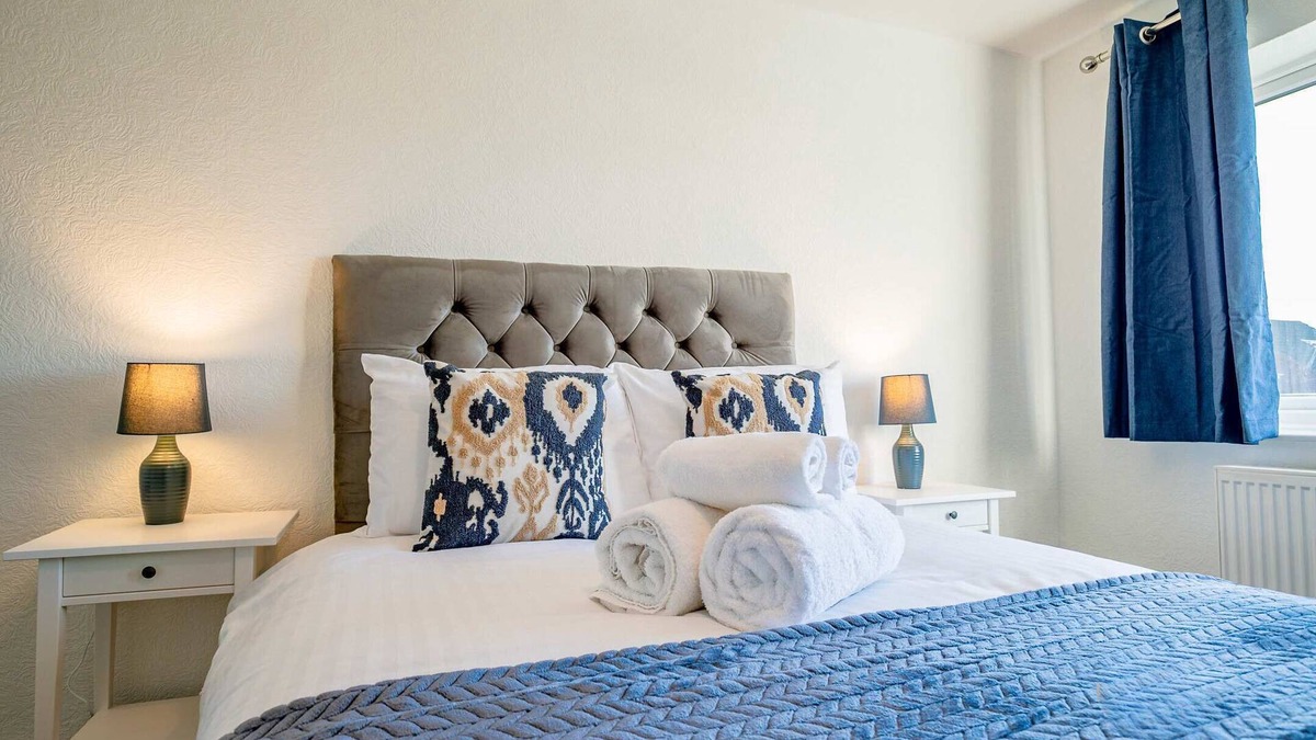 Lower Wick House | Host & Stay | Chestnut Residence