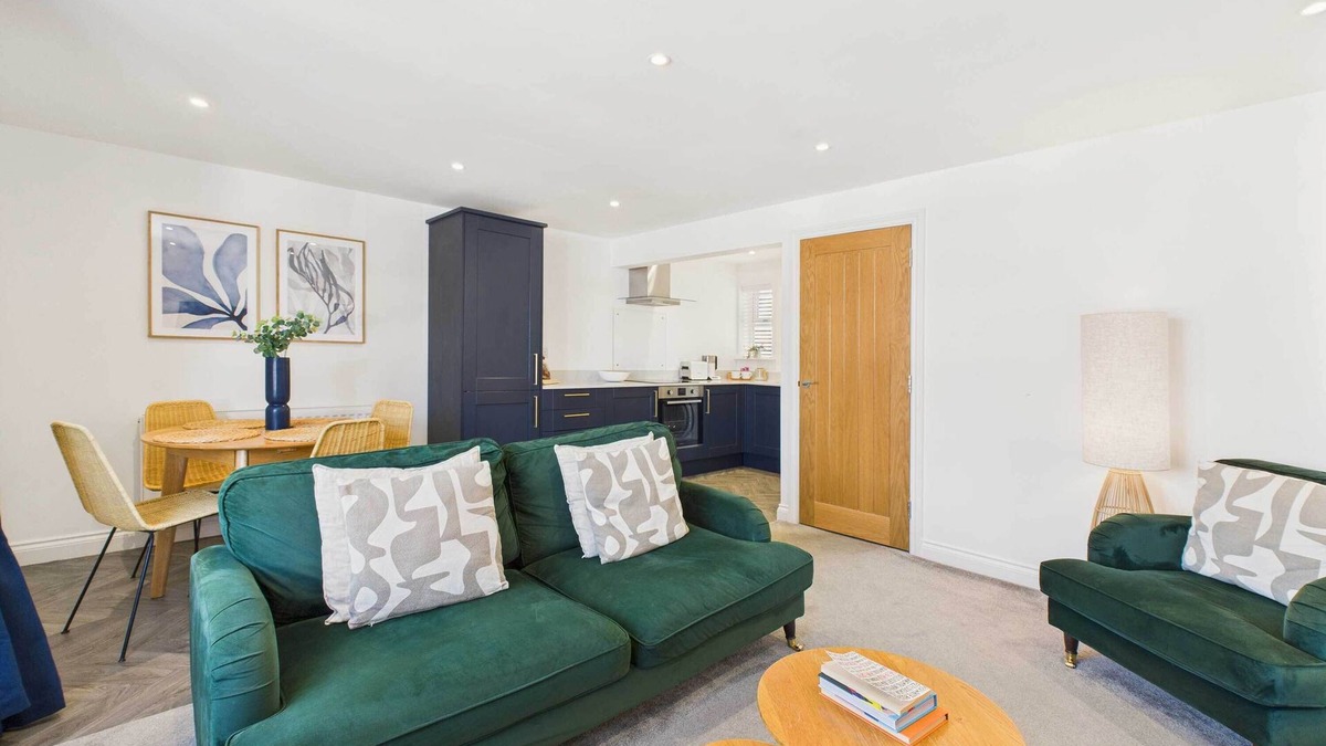 Stokesley House | Host & Stay | Cringle Cottage