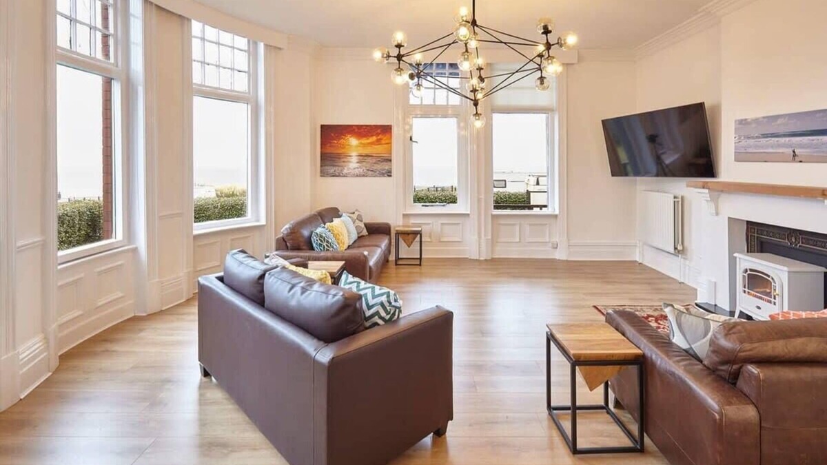 Saltburn-by-the-Sea Apartment | Host & Stay | Sea Forever Seafront Villa