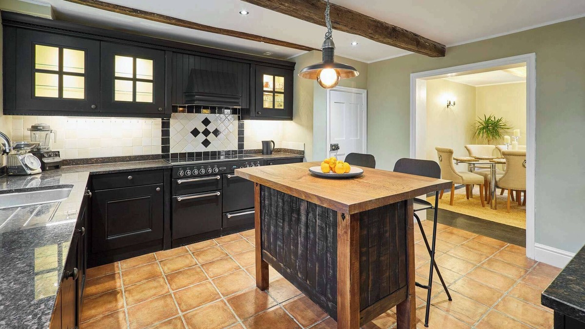 Thirsk House | Host & Stay | Paradise Farm