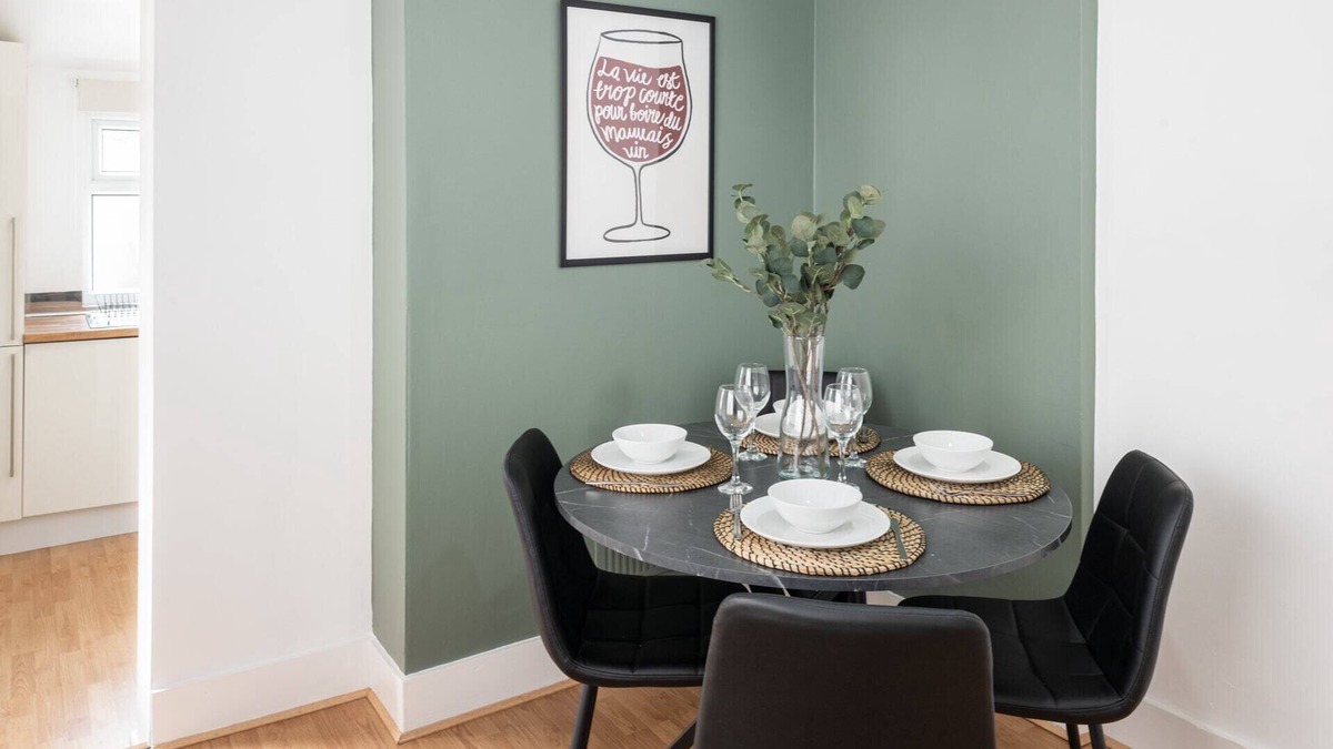Pontcanna Apartment | Host & Stay | Pontcanna Mews