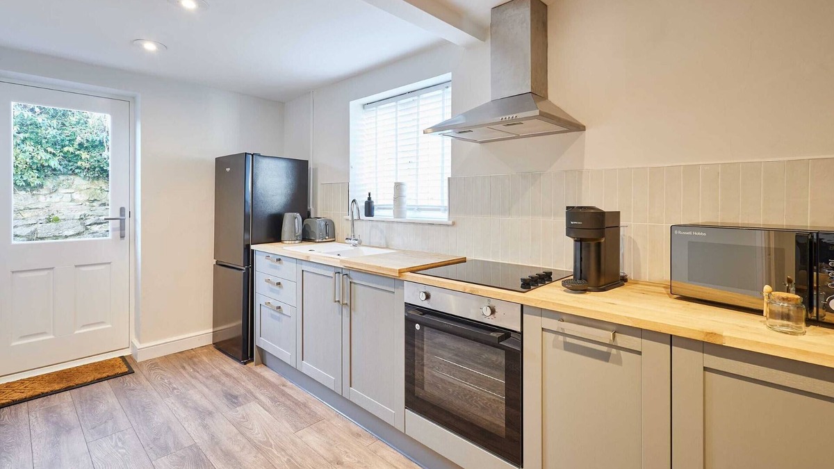 Much Wenlock Apartment | Host & Stay | Raven's Nest Suite