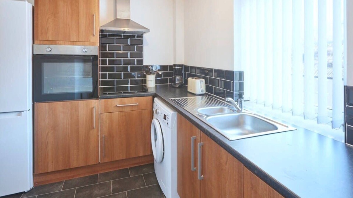 Skinningrove Apartment | Host & Stay | Sunset View