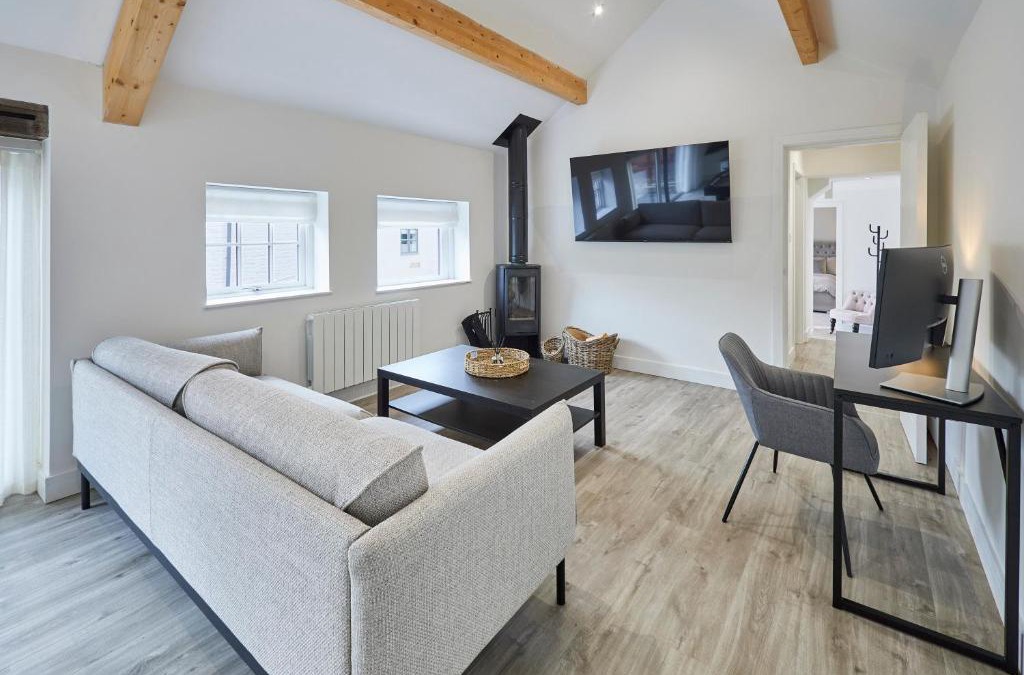 Wakefield House | Host & Stay - The Hay Loft