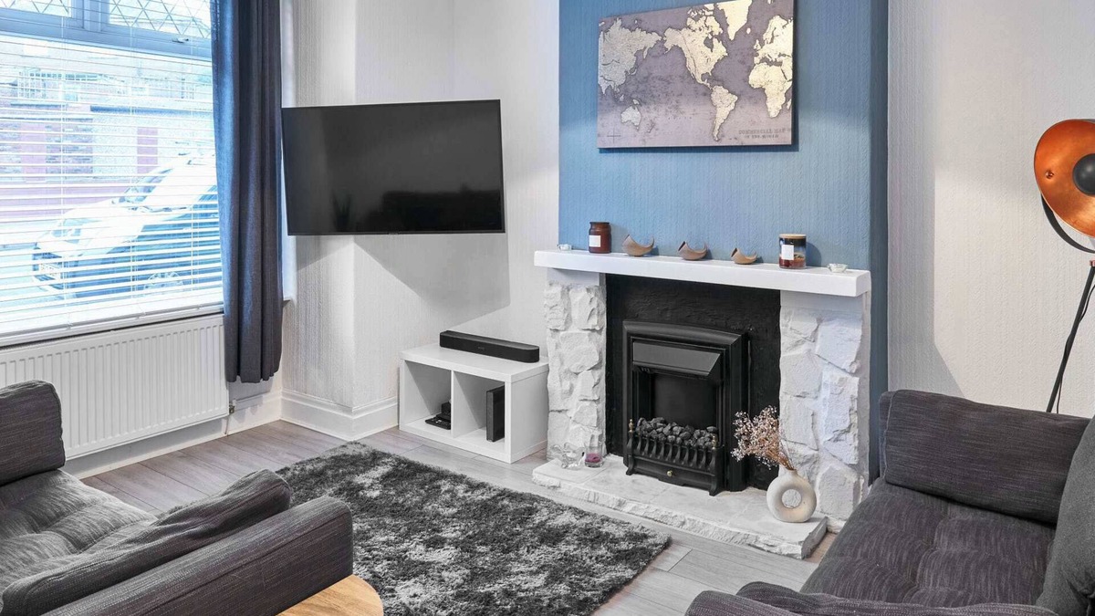 Bolton House | Host & Stay | Thurstane Street