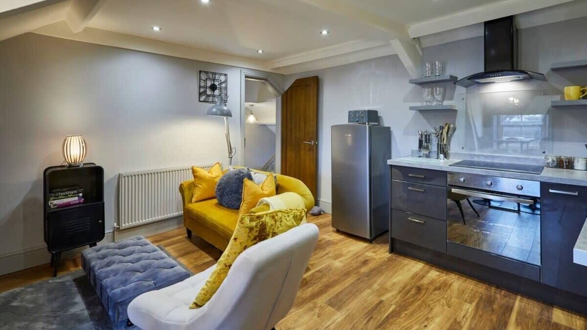South Charlton Apartment | Host & Stay | Yellow Ochre