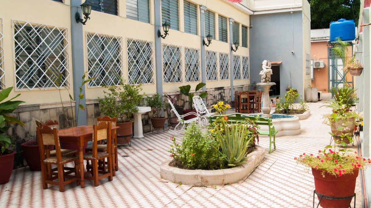 Cienfuegos House | Hostal Autentica Perla
