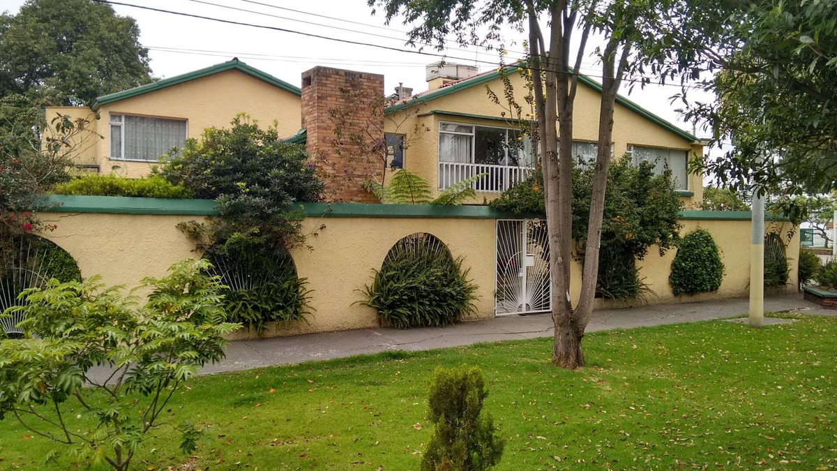 Navarra Hotel | Hostal Bogota Real