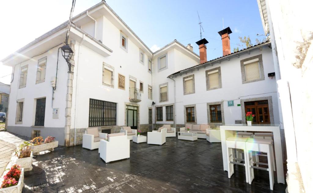 Posada de Valdeon House | Hostal Casa Abascal