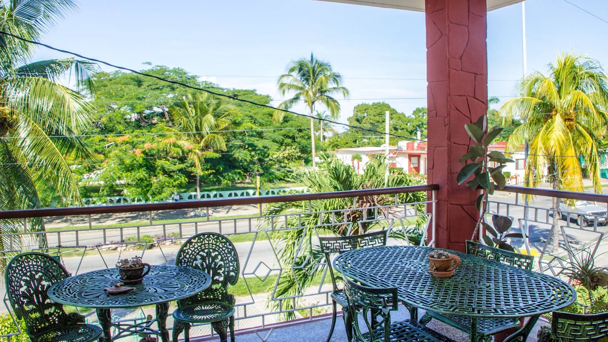 Cienfuegos House | Hostal Casa Lopez