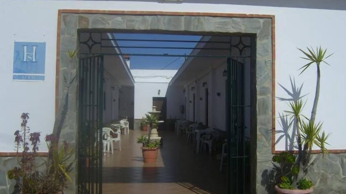 Conil de la Frontera Hostel | Hostal El Canario