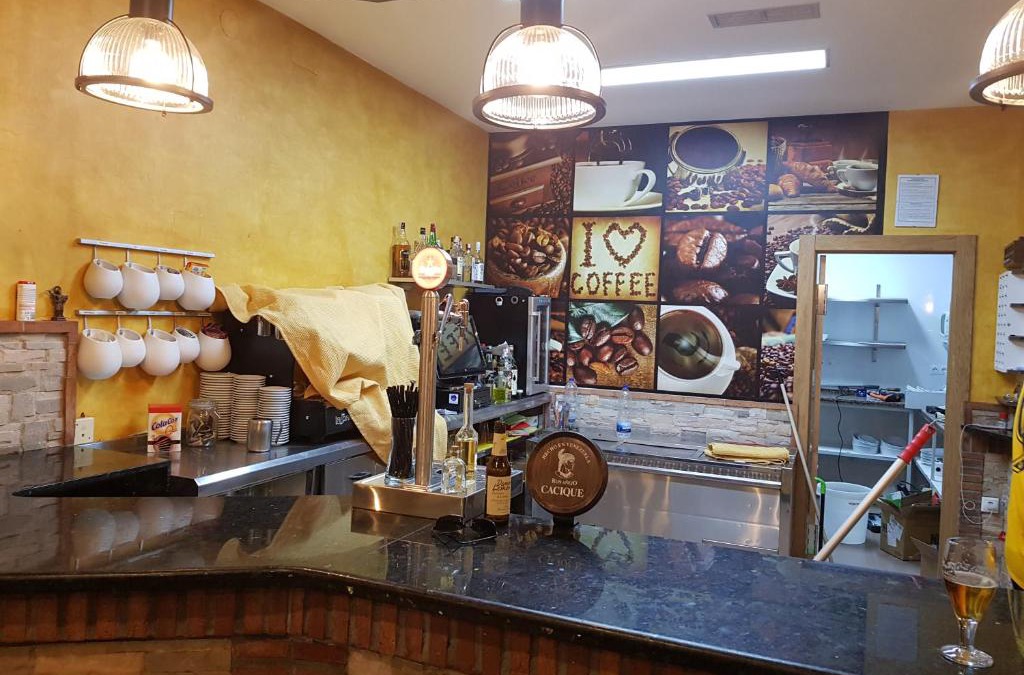 Trobajo del Camino House | Hostal Restaurante El Abuelo