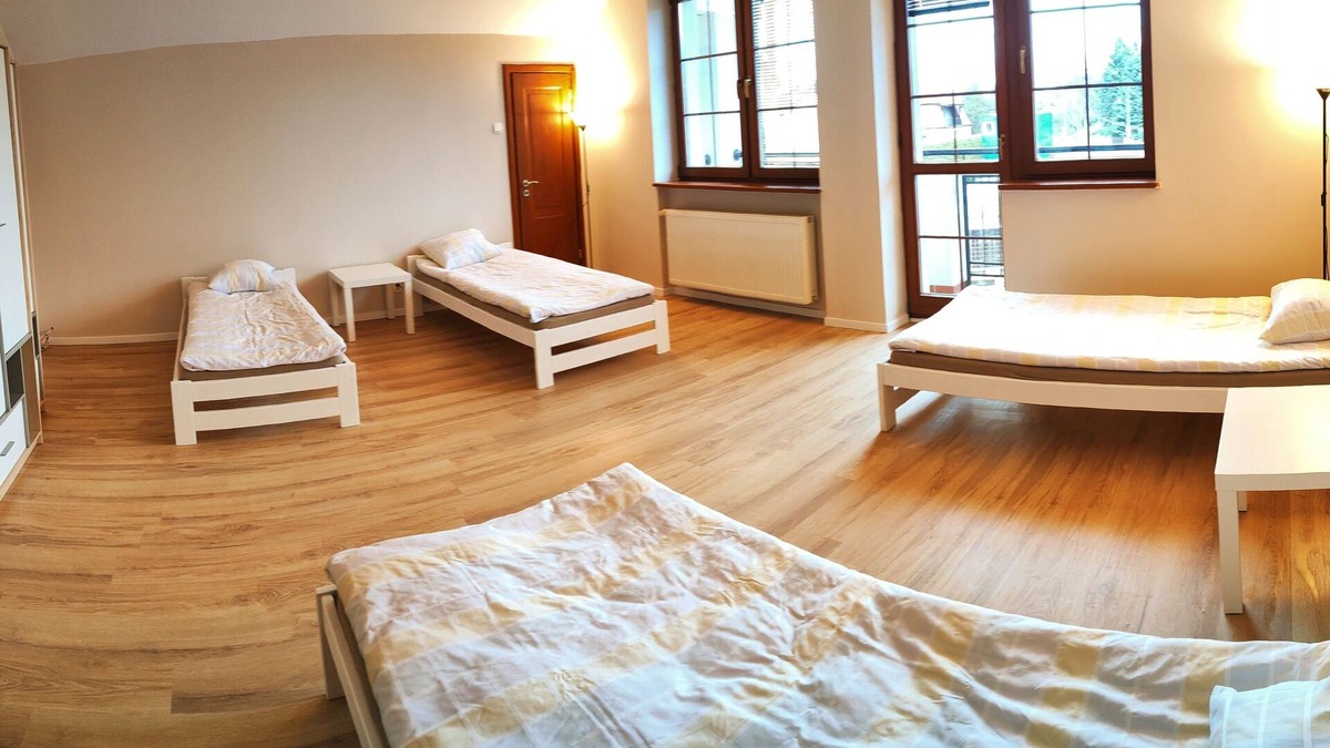 Ursynow House | Hostel Villa Krasnowolska Self Check-In