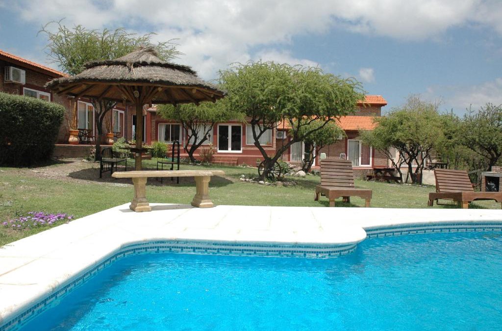 Capilla del Monte Hotel | Hosteria Amaneseres