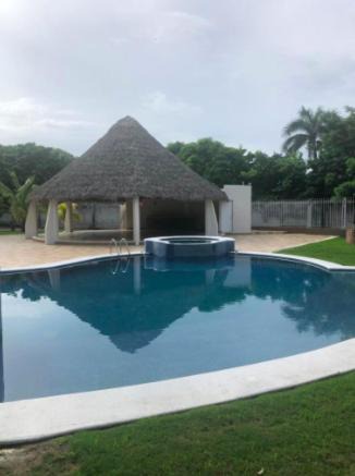 Medellin House | HostPal Villas Marianas. Descanso y bienestar