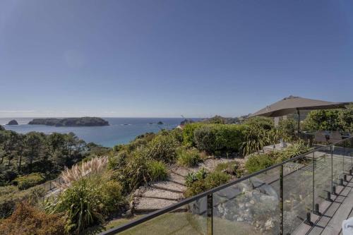Hahei House | Hosts on the Coast Hahei Moana