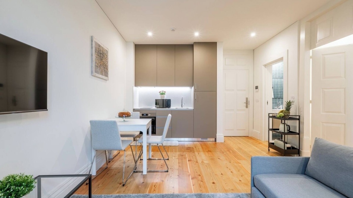 Guimaraes Apartment | HostWise - Stylish and Cozy Flat