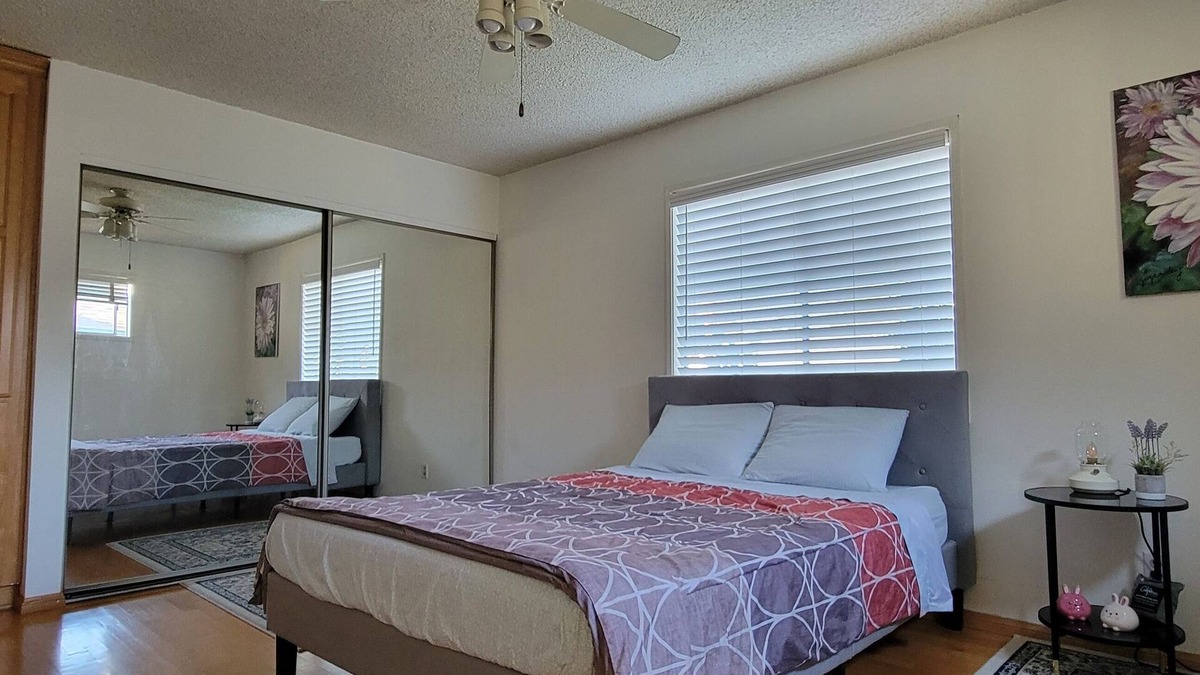 Alhambra House | Hot jacuzzi, near LA! Lovely, quiet home!